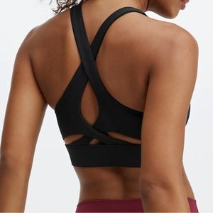 NWT Fabletics No Bounce Sports Bra 🖤